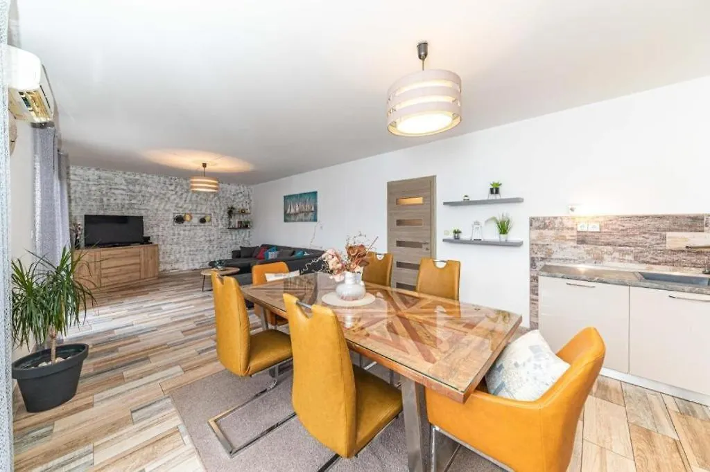 Sea Stone House Appartment 2 Trogir Apartment