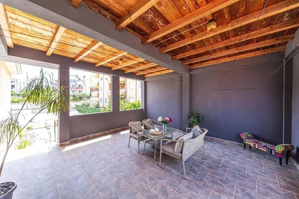 Sea Stone House Appartment 2 Trogir 0*,  Croatia