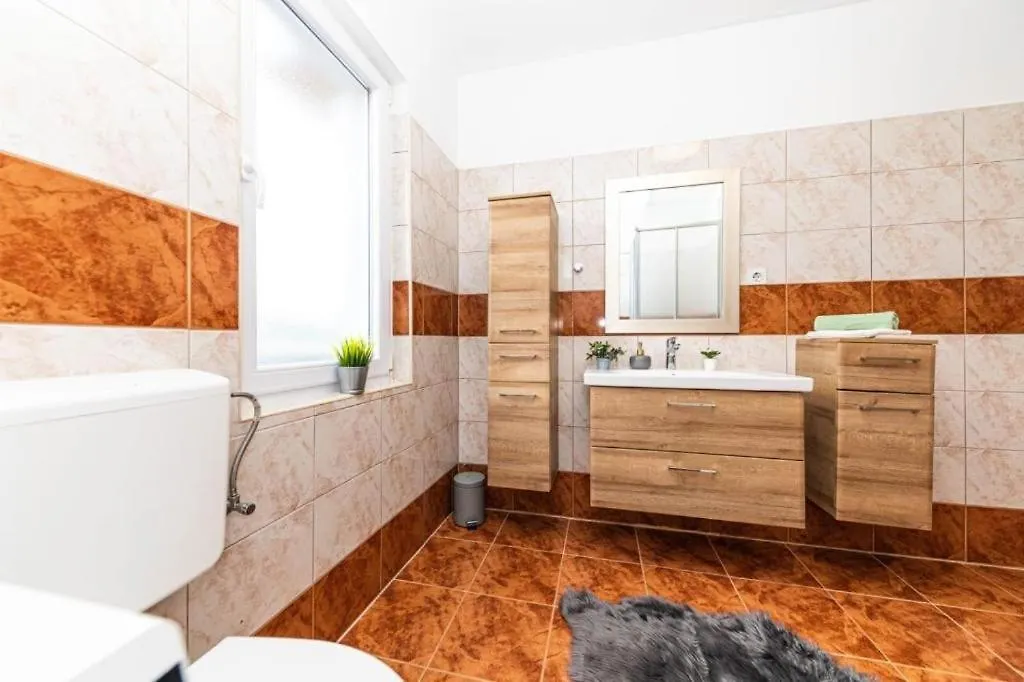 Sea Stone House Appartment 2 Trogir Apartment